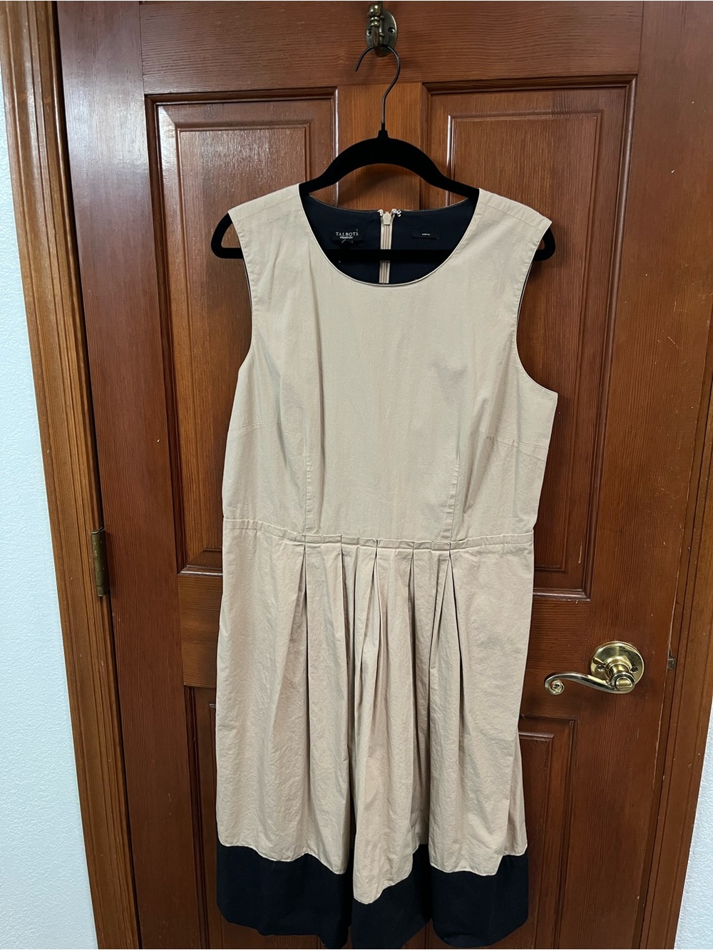 Talbots Two-Tone Sleeveless Pleated Cotton Dress